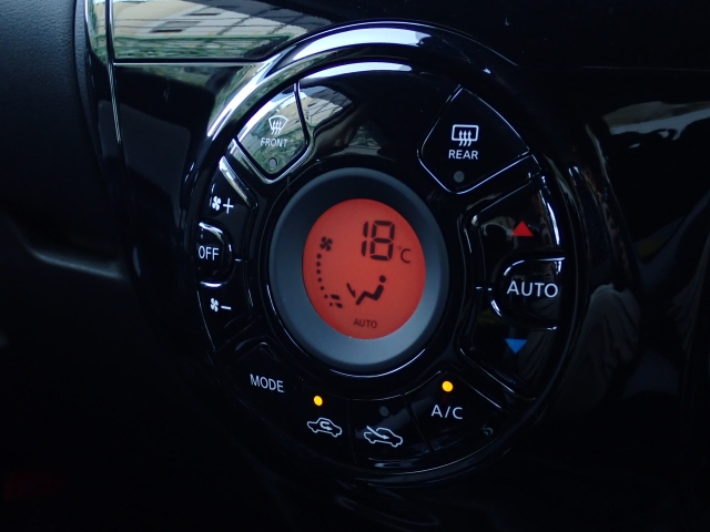 �L�[���X�v�b�V���X�^�[�g�V�X�e�����̗p���Ă���܂��I�{�^����ŃG���W���n�����\�Ȃ̂ŁA�L�[��T�����Ƃ��Ȃ��Ȃ�܂��ˁI