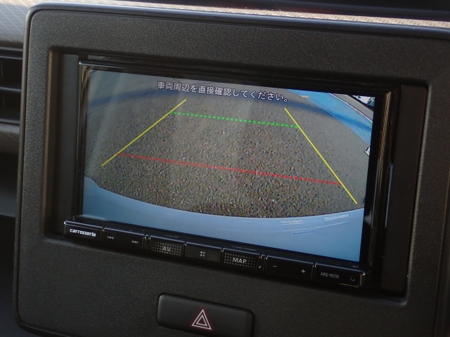 �o�b�N�J���������ڂ��Ă���܂��B