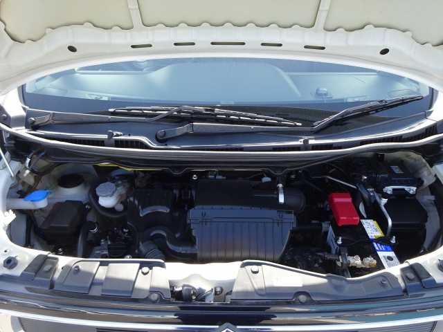 �G���W�����[�������ꂢ�ł���B�@�֋@�\�n���ǍD�ł��B�[�ԑO�ɓ_���������s���܂��B�G���W���I�C���E�I�C���t�B���^�[�E�G�A�R���t�B���^�[�E���C�p�[�S���͕K�������v���܂�