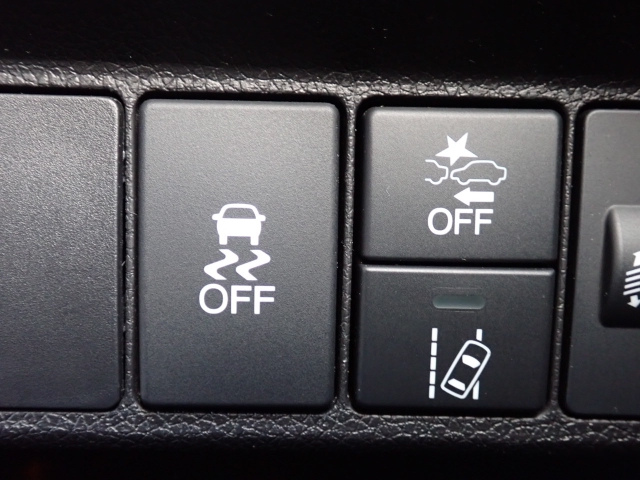 �����h�~�@�\�A�Փˉ���y���u���[�L�t���ŁA�����S�Ƀh���C�u�����y���݂��������܂���