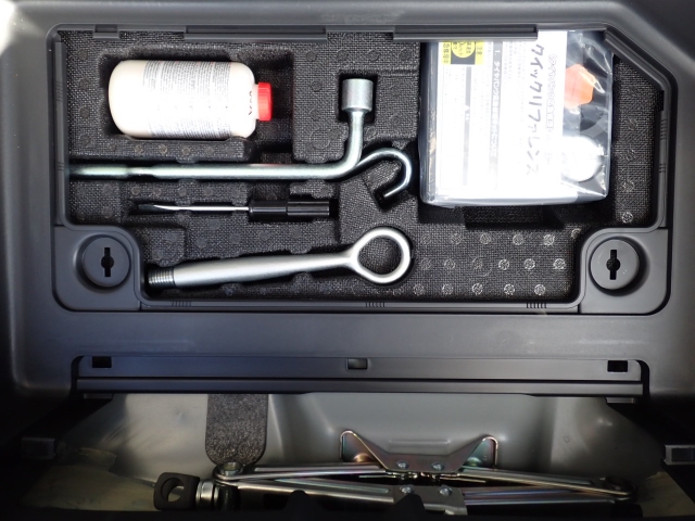 �p���N�C���L�b�g���t���Ă܂��B�������̎��̉��}���u�ɕK�v�ł��B