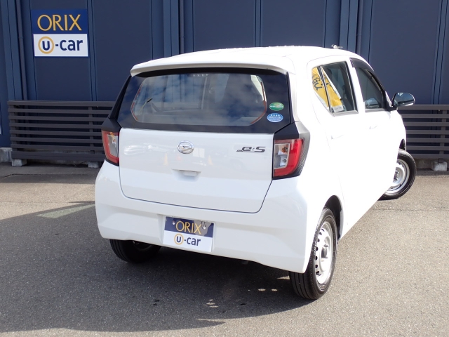 �����r���[�̉摜�ɂȂ�܂��B�I���b�N�X�F�蒆�ÎԂɂ́A���w��������S���Ă���肢���������߂ɁA�Ǝ��̢�I���b�N�X�F�蒆�Îԕۏأ�����t�����Ă��܂��B