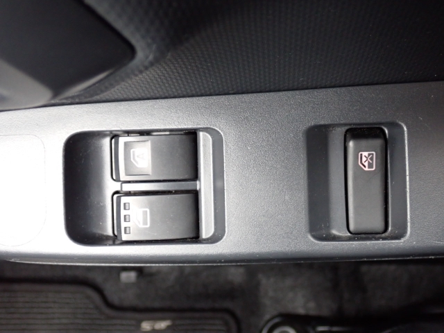 �O�Ȃ̑��̊J�͓d���ɂȂ�܂��̂ŁA�֗��ł���ˁB