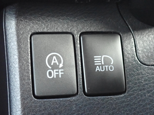 �Ό��Ԃ̃w�b�h�����v�ȂǑO���̖��邳�����m���A�n�C�r�[���ƃ��[�r�[��������킸��킹�邱�ƂȂ������Ő؂�ւ��܂��B��s�Ԃ�Ό��ԂȂǂ����Ȃ����ɂ̓n�C�r�[���֐؂�ւ��A�����܂Ō��ʂ����m�ۂ����S������