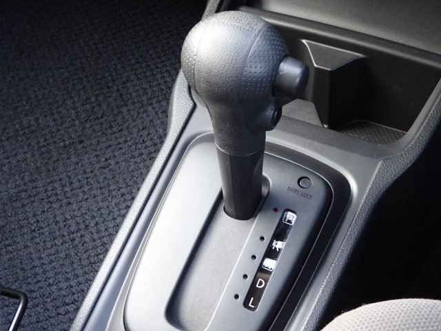 ���Еۏ؂ł͔[�ԓ����瑖�s�����������ŁA���Օi�������S�Ă̕��i���P�N�ԕۏ؂��܂��B�i�����ԗ��Ɋւ��ĉˑ����u�͕ۏؑΏۊO�ƂȂ�܂��j�i�O���Y�Ԃ͋���5,000�q�܂Ŕ��N�ԁj