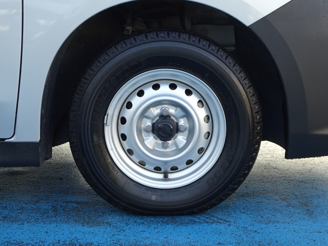 ���S���Ă���蒸���钆�ÎԂ�ڎw���ăI���b�N�X�F�蒆�ÎԂł͌��i�Ȋ�ɂ����ď��i�����I���Ă���܂��I