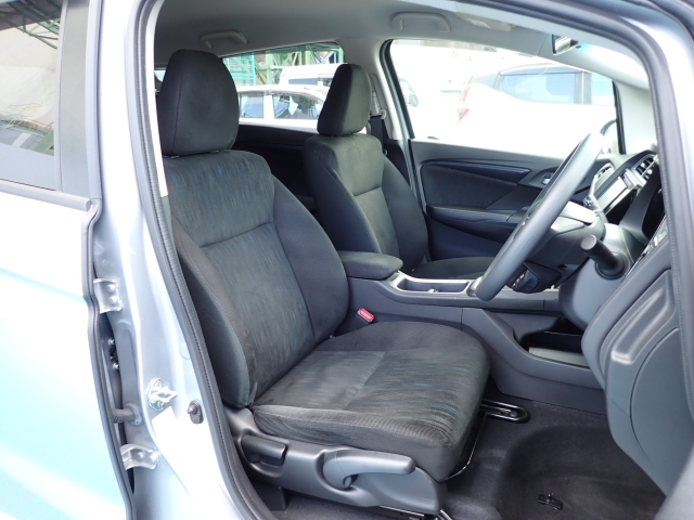 �^�]�Ȃ��傫�ȎC����Ȃ���ԗǍD�ł��B