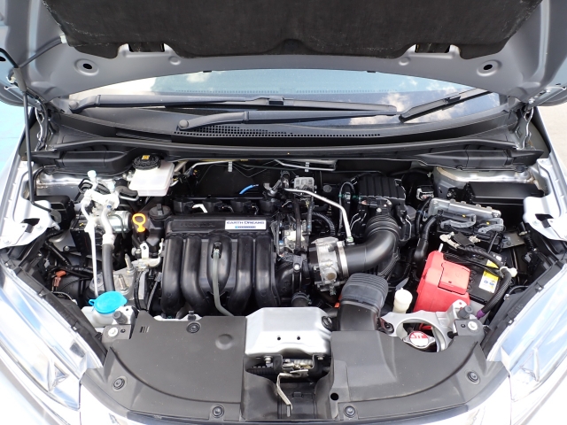 �G���W�����[�������ꂢ�ł���B�@�֋@�\�n���ǍD�ł��B�[�ԑO�ɓ_���������s���܂��B�G���W���I�C���E�I�C���t�B���^�[�E�G�A�R���t�B���^�[�E���C�p�[�S���͕K�������v���܂�