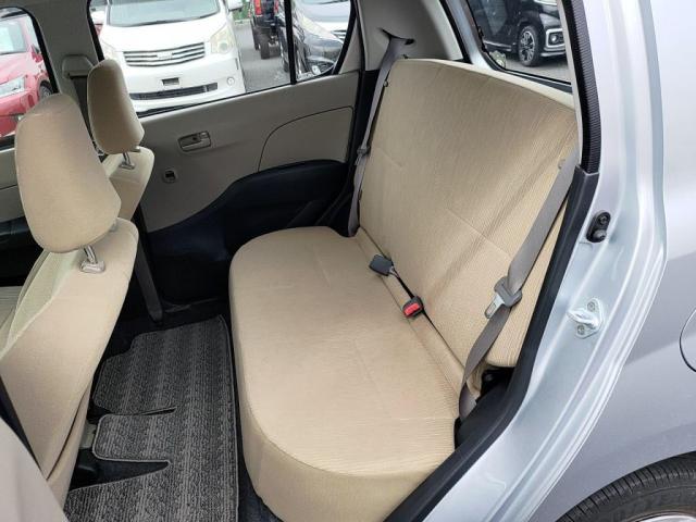 �Z�J���h�V�[�g�́A��̌^�I