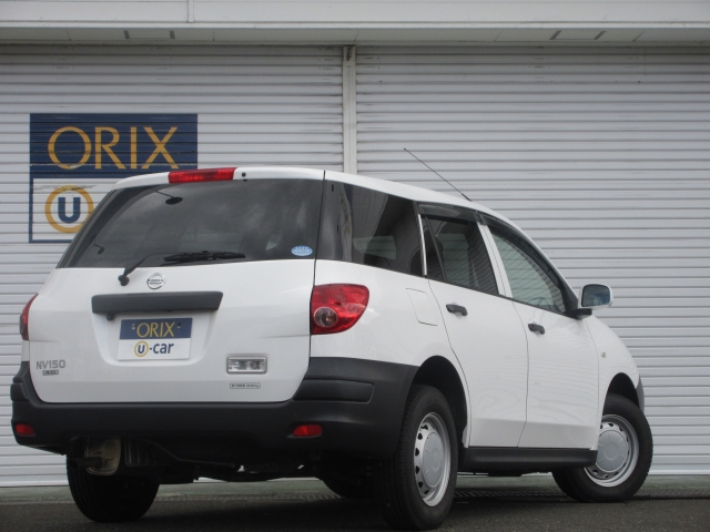 AIS����F���X�ł̓g���^�E�z���_�E�j�b�T���E�}�c�_�E�X�o�����[�J�[�n�̒��ÎԎ��Ɖ�Ђƕ��В�g��Ђ�6�Ђœ��ꂳ�ꂽ�u�]����v�u������v�ɑ���A�����Ɍ����]�������M���̂����鍸������{�B