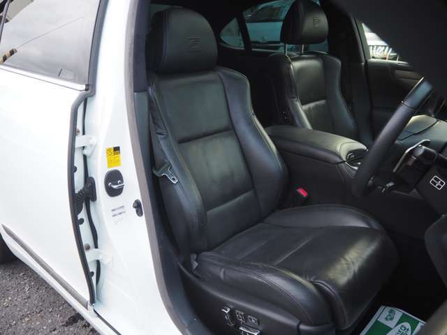 ☆ブラックレザーシート！内装ルームクリー