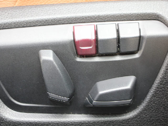 ���X�Ȃ�ł͂̔[�ԑO���������{�I��p�e�X�^�[�������I���o��ɂ��܂��Ă͂��C�y�ɂ��⍇���������B�[�Ԍ�̎Ԍ��E�_���E���E�h���X�A�b�v�Ȃǂ����Ђ��q�l���ʉ��i�ɂĂ��ē������Ē����܂��B������Ԋ����I