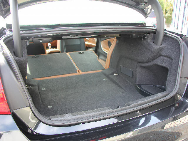 �S�ԓX���ɂēW�����I���z��������Ό��Ԋm�F���\�ł��B���C�y�ɂ��z�����������܂��B���X�^�b�t���ׂ��������������Ē����܂��̂ŗA���Ԃɂ��s����������ł����S�ł��B