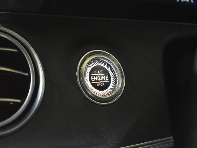 ���X�Ȃ�ł͂̔[�ԑO���������{�I��p�e�X�^�[�������I���o��ɂ��܂��Ă͂��C�y�ɂ��⍇���������B�[�Ԍ�̎Ԍ��E�_���E���E�h���X�A�b�v�Ȃǂ����Ђ��q�l���ʉ��i�ɂĂ��ē������Ē����܂��B������Ԋ����I