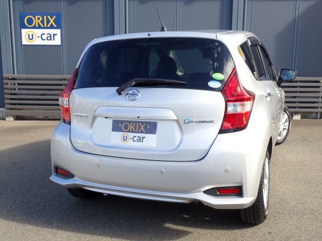 �����r���[�̉摜�ɂȂ�܂��B�I���b�N�X�F�蒆�ÎԂɂ́A���w��������S���Ă���肢���������߂ɁA�Ǝ��̢�I���b�N�X�F�蒆�Îԕۏأ�����t�����Ă��܂��B