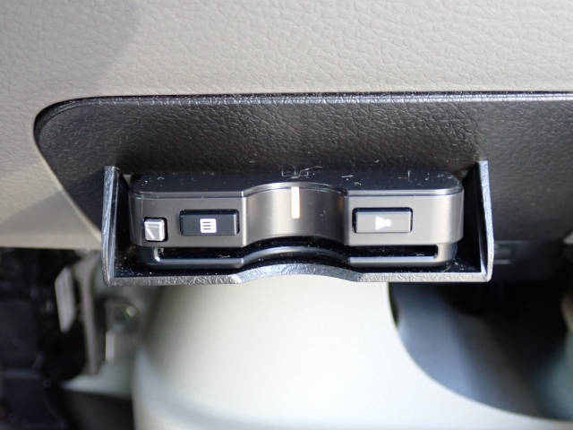 ETC���������Ă��܂��B�m���X�g�b�v�ŗ�������ʉ߂ł��܂��B���ꂵ�������ł���ˁB