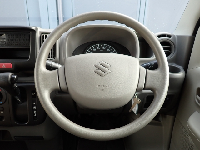 �X�e�A�����O�͂ƂĂ����ꂢ�ȏ�Ԃł���