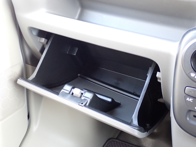 ���[�����Ղ�O���[�u�{�b�N�X�B