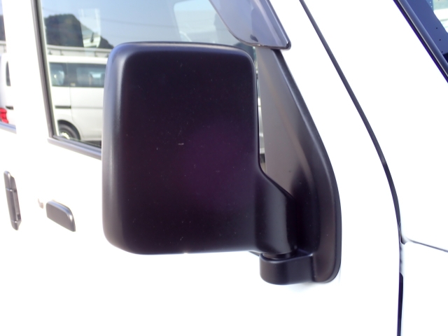 �I���b�N�X�F�蒆�ÎԂ͑S�ԊӒ菑�t���B�������AIS�̌�����S�ԗ��Ɏ��{��1�䂲�Ƃɕ]���_�̂����F�菑�̔��s���s���Ă���܂��B