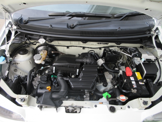 �G���W�����[�����Y��Ɏd�オ���Ă���܂��B�@�c�Ǝ��Ԃ͂P�O���`�P�W���܂ŁA���T���j������x���ƂȂ��Ă���܂��B���₢���킹���X�^�b�t�ꓯ�A���҂����Ă���܂���