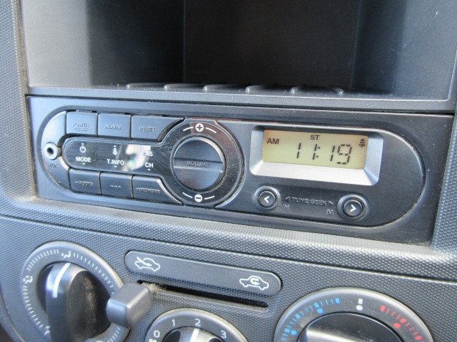 �I�[�f�B�I��AM�EFM���W�I���g���܂��B���K�h���C�u�̋��������ł��I