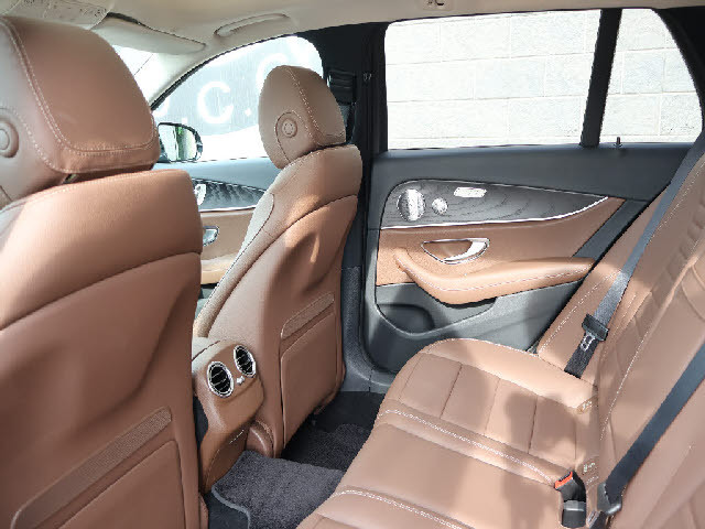 ★時間帯を気にせずにお車をご覧頂ける、関東エリア最大級の展示場を完備しております！★掲載以外の写真４０枚もホームページで公開中！是非ご覧下さい！ｈｔｔｐ：／／ｗｗｗ．ｔｕｃ−ｋａｓｈｉｗａ．ｃｏｍ