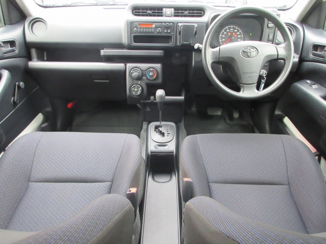 ���O���̐��|�E�{�f�B�R�[�e�B���O��CAR�N���[�j���O���Ǝ҂��{�H�������܂��̂ő�ϐ����B�I���b�N�X�����Ԃł݂͂Ȃ��܂ɉ��K�ȃh���C�u�����񑩁B