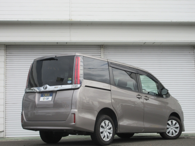 AIS査定：当店ではトヨタ・ホンダ・ニッサン・マツダ・スバルメーカー系の中古車事業会社と弊社提携会社の6社で統一された「評価基準」「検査基準」に則り、厳正に検査評価した信頼のおける査定を実施。