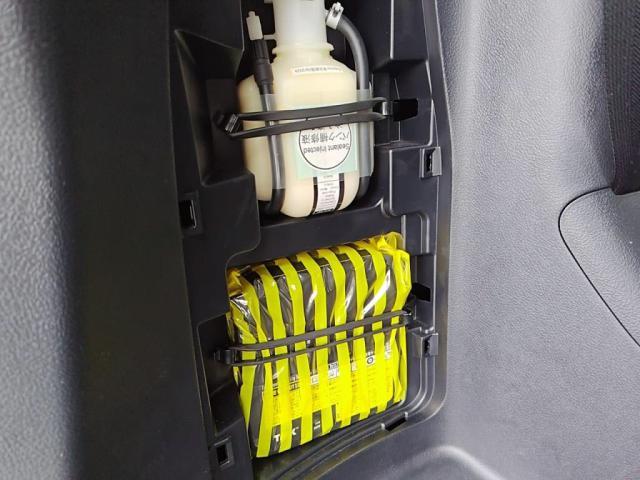 当社は昭和４４年に設立した会社です。今年で５６周年になります。創業当時からの伝統としてお車を通じて真面目にお客様と向き合ったお付き合いをさせて頂く事が当社の特徴です。１００年企業を目指しております。