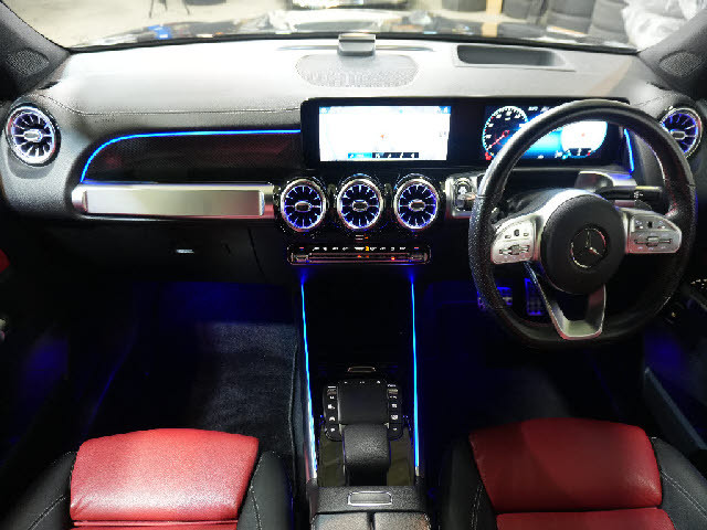 ■Ｔ．Ｕ．Ｃ．ＧＲＯＵＰ八潮店では、全車２年保証付です。充実のアフターサービス！■専門店ならではのコダワリの正規ディーラー車輌！年３回３年間オイル交換＆ポリマーメンテナンスサービス実施中！