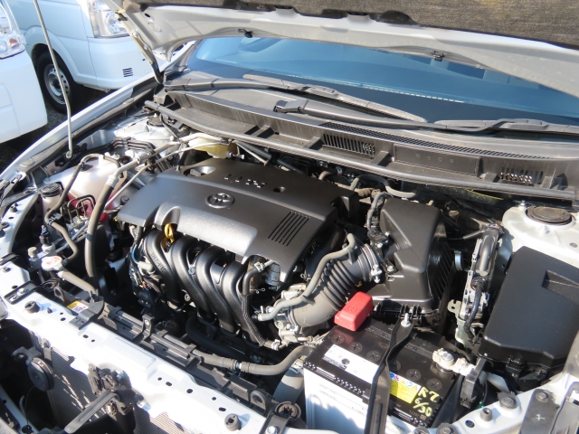 �G���W�����[�������ꂢ�ł���B�@�֋@�\�n���ǍD�ł��B�[�ԑO�ɓ_���������s���܂��B�G���W���I�C���E�I�C���t�B���^�[�E�G�A�R���t�B���^�[�E���C�p�[�S���͕K�������v���܂��i�G�A�R���t�B���^�[�́A�����Ԃ̂݁j