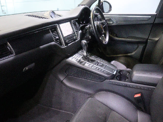 ���h���X�A�b�v���܂߁A�p�[�c�̂����k������܂��I�����Z�f�X�E�A�E�f�B�E�a�l�v�E�u�v�E�|���V�F�A�A�����J�ԁA���[���b�p�ԁA���̑������郁�[�J�[�E�Ԏ�̃J�X�^��������`���������Ē����܂��B