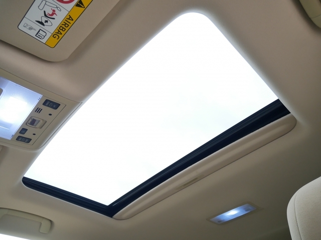 �`���g���X���C�h�T�����[�t