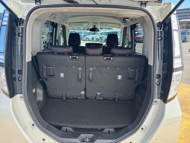 綺麗なラゲッジスペース