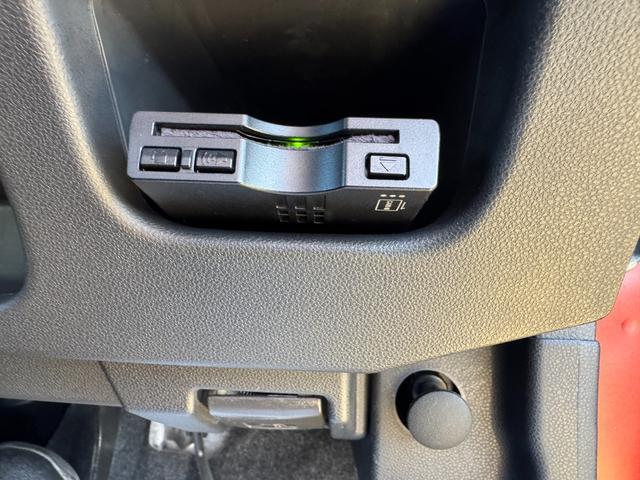 �ԗ��̏ڍׂ��Ԃɕt���܂��Ă̓X�^�b�t�܂ł��C�y�ɂ��₢���킹���������B