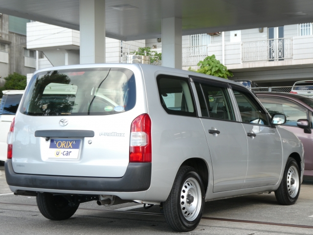 �I�v�V�������t���⃍�[���\�����݂Ȃǂ������Ă���܂��B���C�y�ɂ����k����������