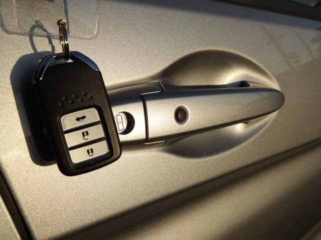 オリックスＵ−ｃａｒ高崎店へのお問い合わせは、ＴＥＬ：０２７−３８８−８３３６までお気軽にどうぞ！（営業時間：10時〜１９時　水曜定休）