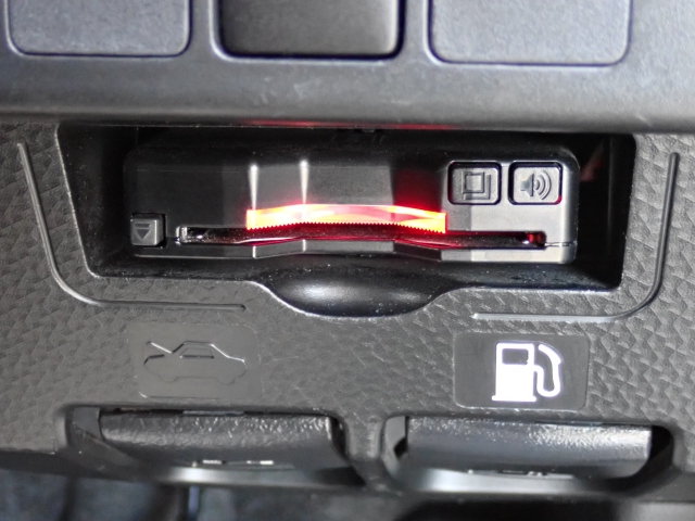 ETC���������Ă��܂��B�m���X�g�b�v�ŗ�������ʉ߂ł��܂��B���ꂵ�������ł���ˁB