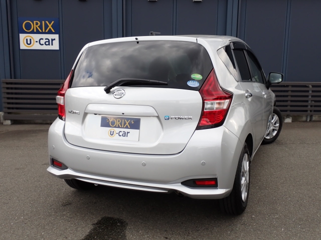 �����r���[�̉摜�ɂȂ�܂��B�I���b�N�X�F�蒆�ÎԂɂ́A���w��������S���Ă���肢���������߂ɁA�Ǝ��̢�I���b�N�X�F�蒆�Îԕۏأ�����t�����Ă��܂��B