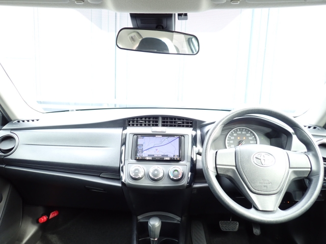 �C���p�l�摜�ɂȂ�܂��B�ԓ��͐��Ǝ҂ɂĎ����N���[�j���O�{�H�ς݂Ȃ̂ŁA��ϐ����ł��B