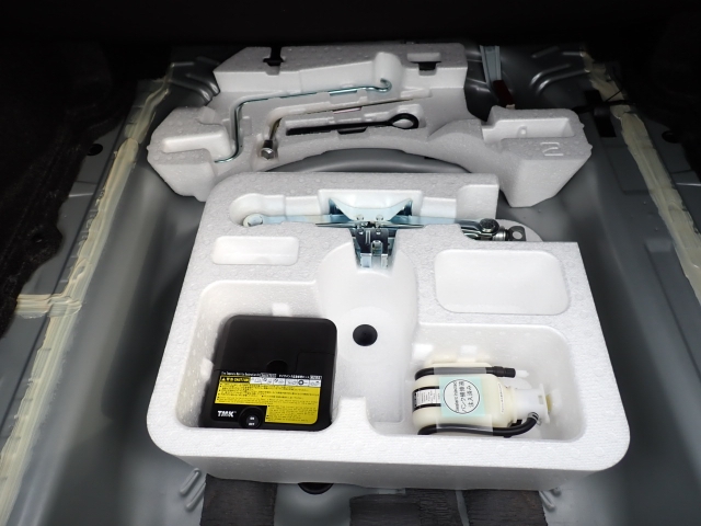 �p���N�C���L�b�g���t���Ă܂�.