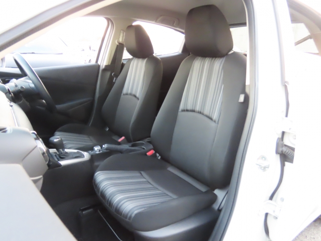 �t�����g�V�[�g����ԗǍD�ł���B�傫�ȉ�����Ȃ��A���S�ł��B����S�n�������ł���B