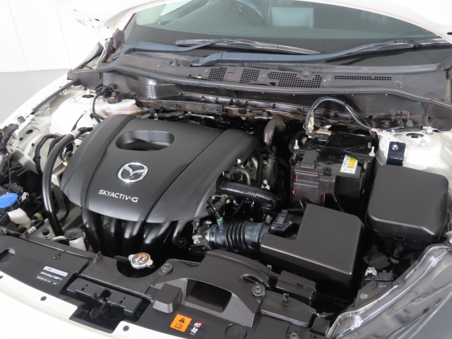 �G���W�����[�������ꂢ�ł���B�@�֋@�\�n���ǍD�ł��B�[�ԑO�ɓ_���������s���܂��B�G���W���I�C���E�I�C���t�B���^�[�E�G�A�R���t�B���^�[�E���C�p�[�S���͕K�������v���܂��i�G�A�R���t�B���^�[�́A�����Ԃ̂݁j