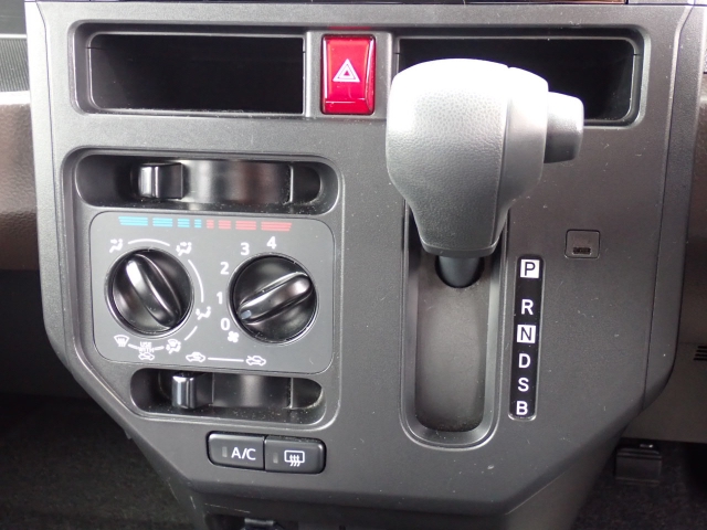 �V�t�g�ƃG�A�R���ł��B�_�C�������̃}�j���A���G�A�R���ɂȂ�܂��B�V���v���Ŏg���₷���I