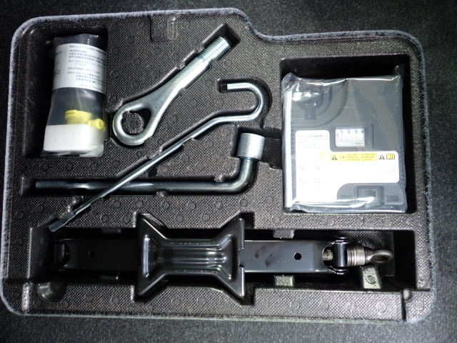 �p���N�C���L�b�g���t���Ă܂�.