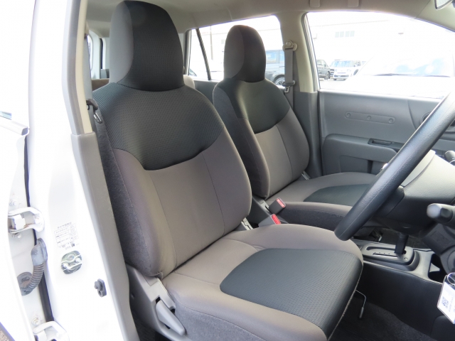 �t�����g�V�[�g����ԗǍD�ł���B�傫�ȉ�����Ȃ��A���S�ł��B����S�n�������ł���B