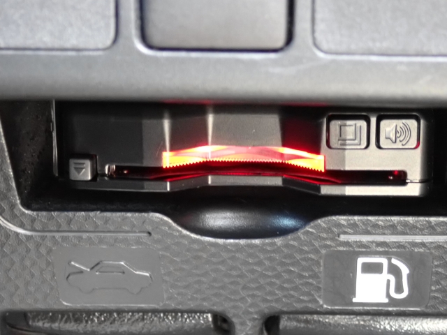 ETC���������Ă��܂��B�m���X�g�b�v�ŗ�������ʉ߂ł��܂��B���ꂵ�������ł���ˁB