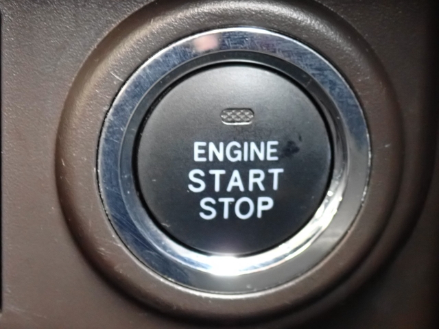 �v�b�V���X�^�[�g�ŃG���W���n����