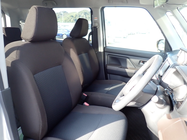 �t�����g�V�[�g�A��ԗǍD�ň��S�ł��B�傫�ȉ�����Ȃ����S�ł�