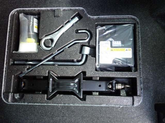 �p���N�C���L�b�g���t���Ă܂�.